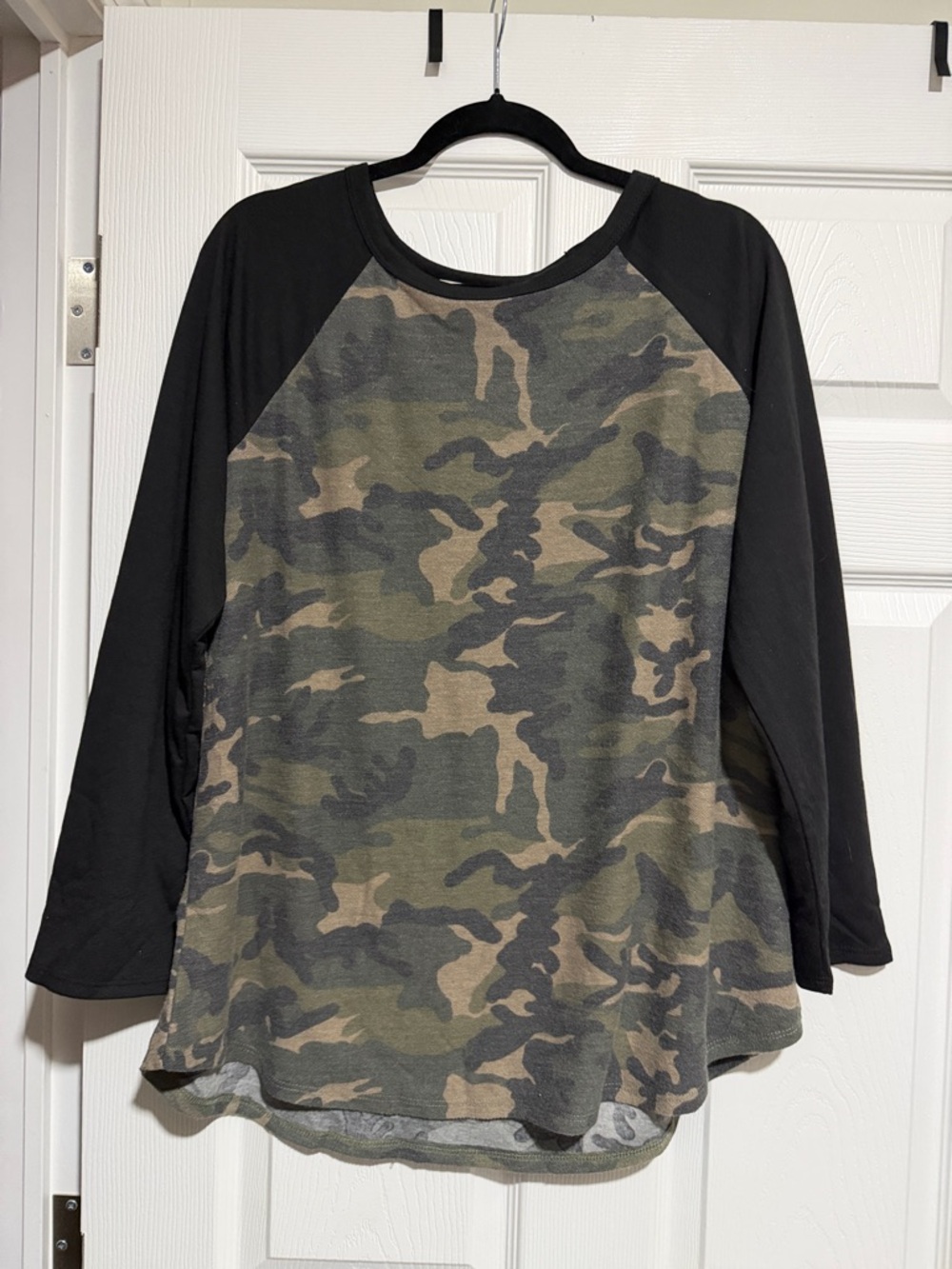 Camo Raglan Long Sleeve Top - Green & Black